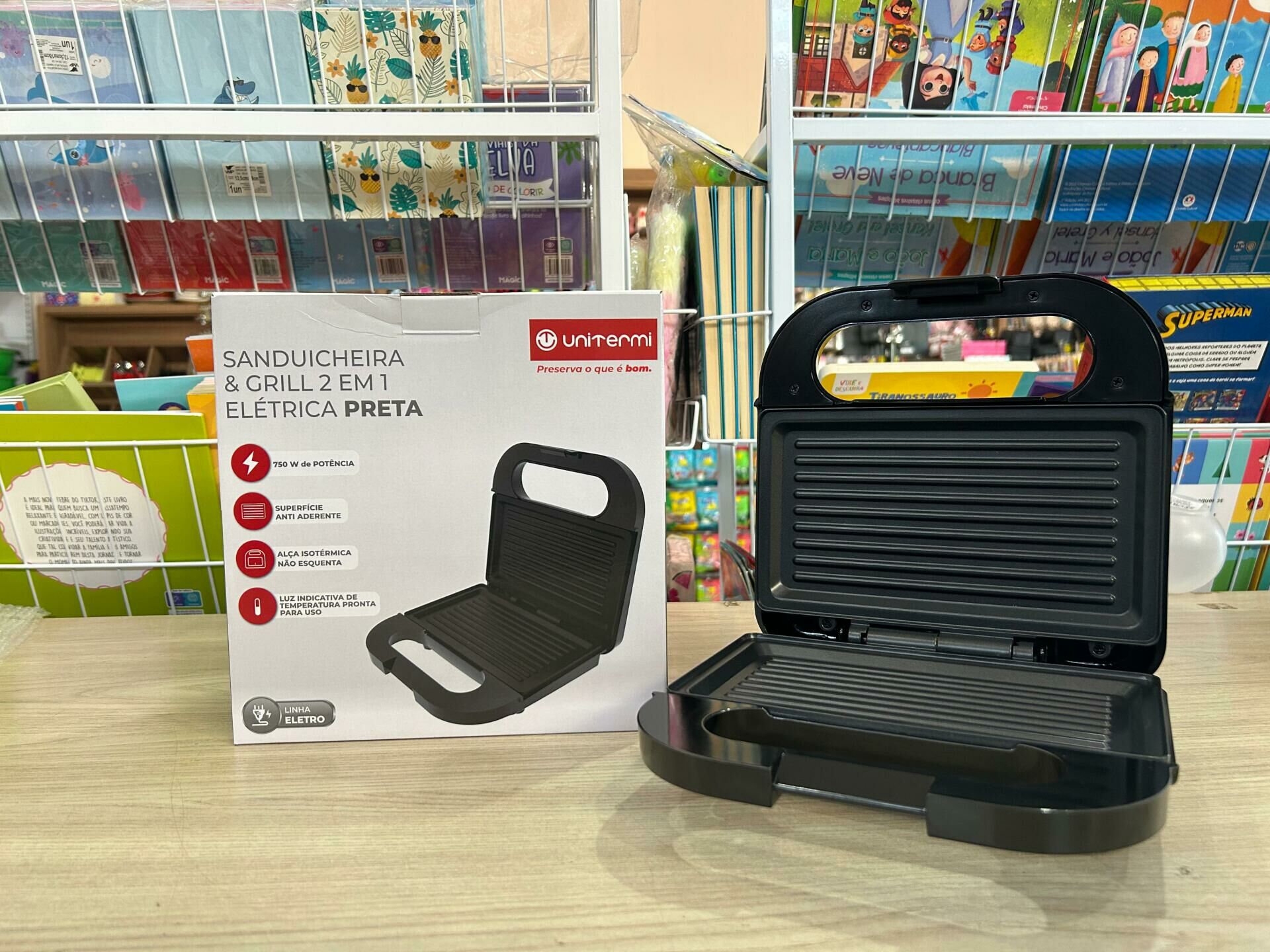 Imagem de compartilhamento para o artigo Mundo das Utilidades de Costa Rica anuncia Black Friday nos dias 25 a 27 de novembro com sanduicheira por apenas R$39,99 da MS Todo dia